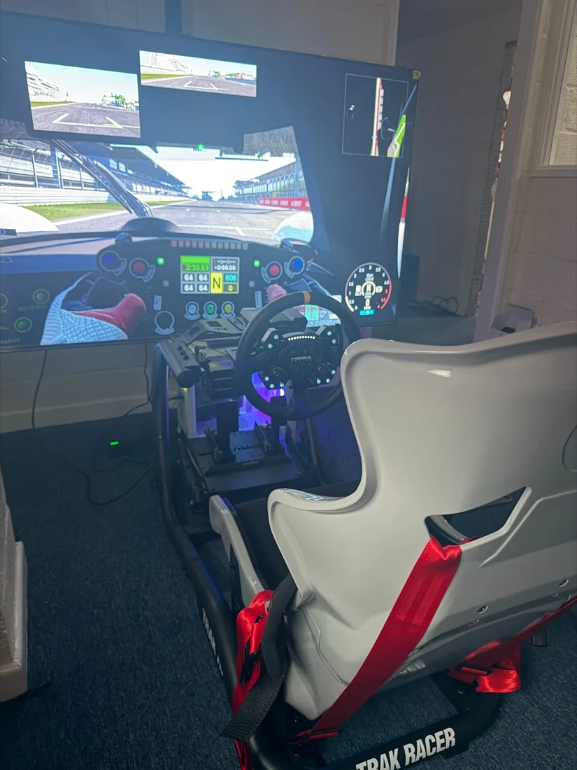 Motor racing simulator at Diss, view 6